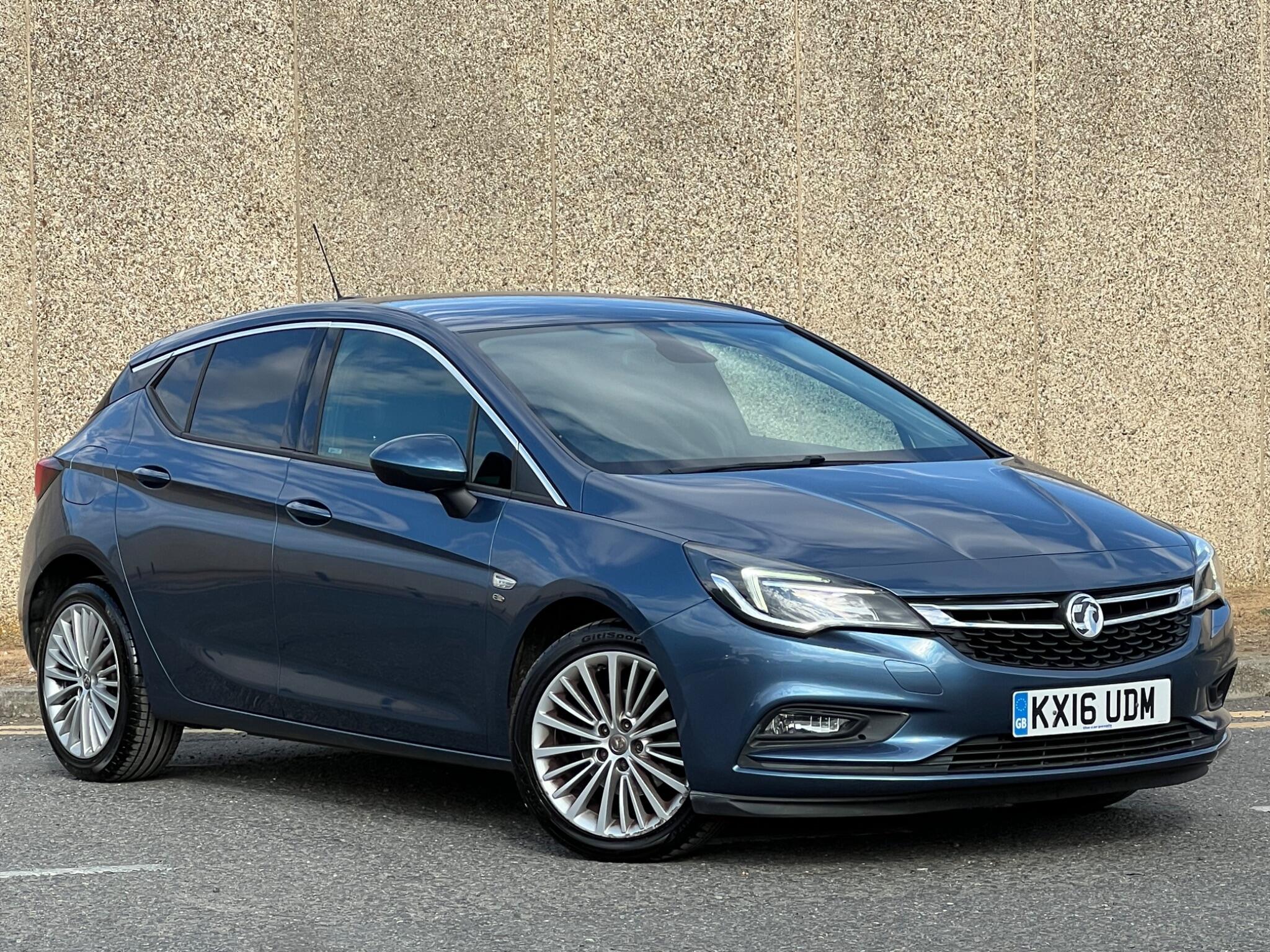 Vauxhall Astra view 2