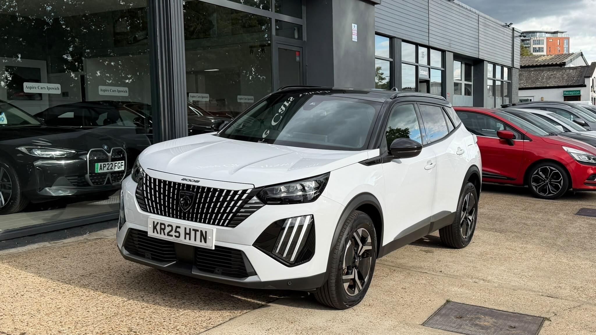Peugeot 2008 view 2