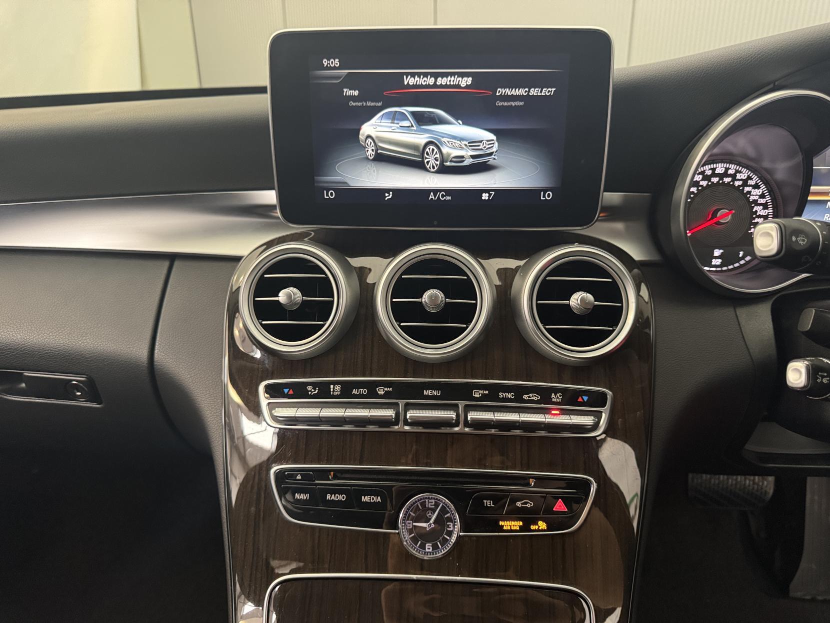Mercedes-Benz C Class view 53