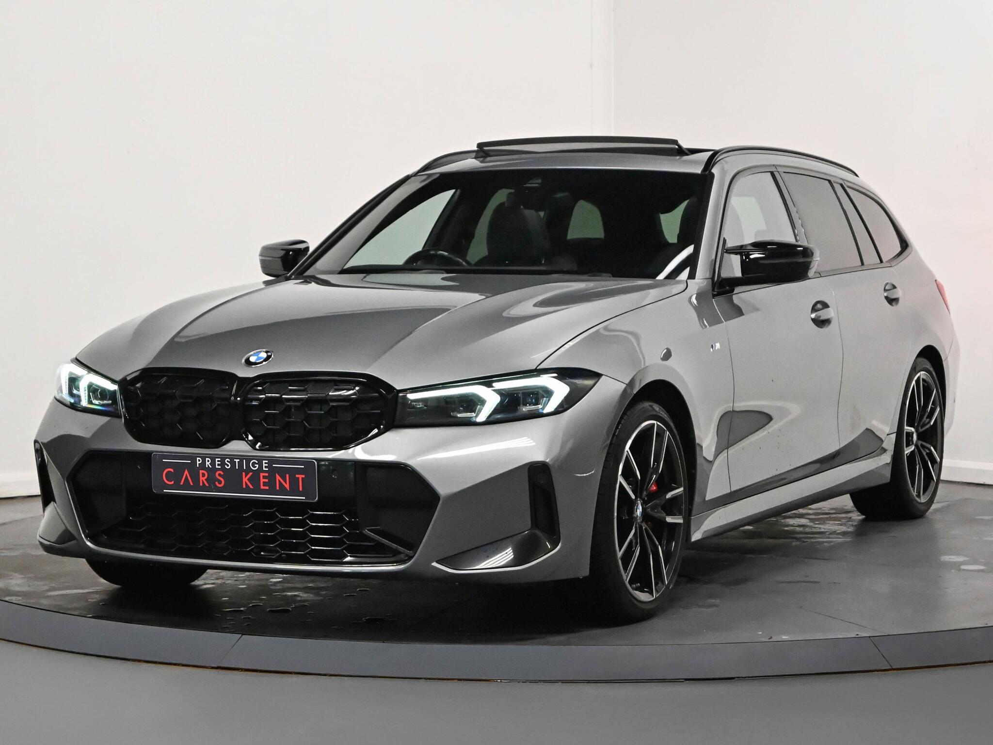 BMW 3 Series view 6