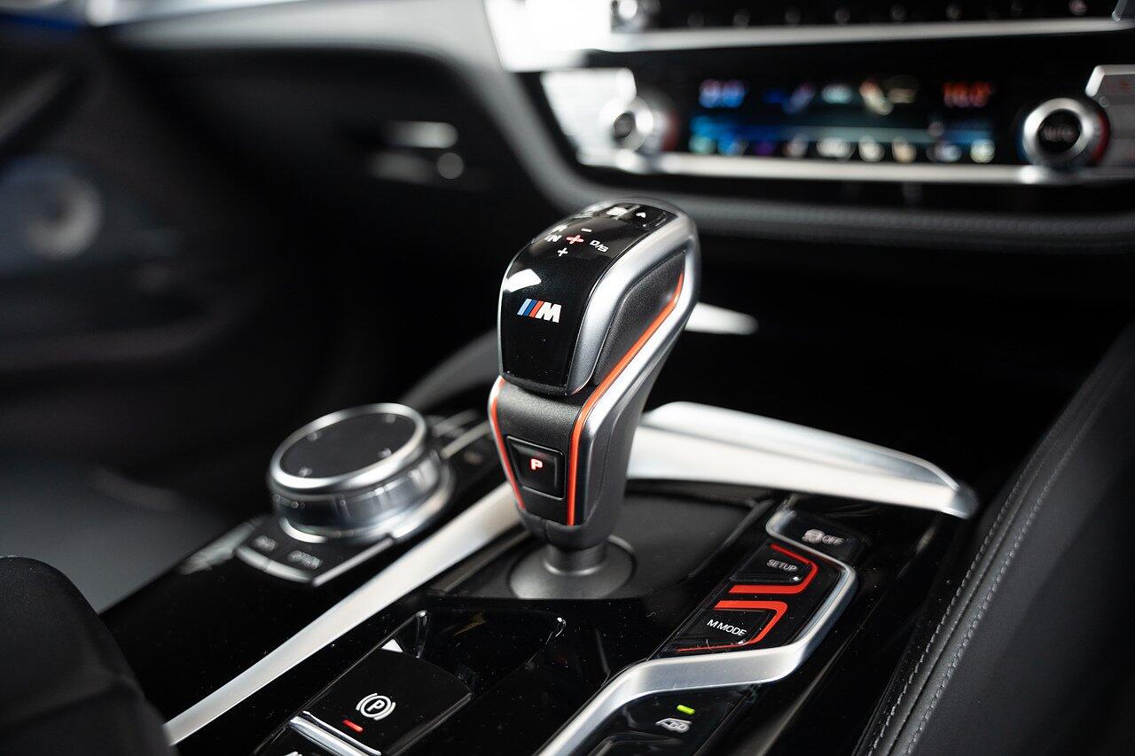 BMW M5 view 30