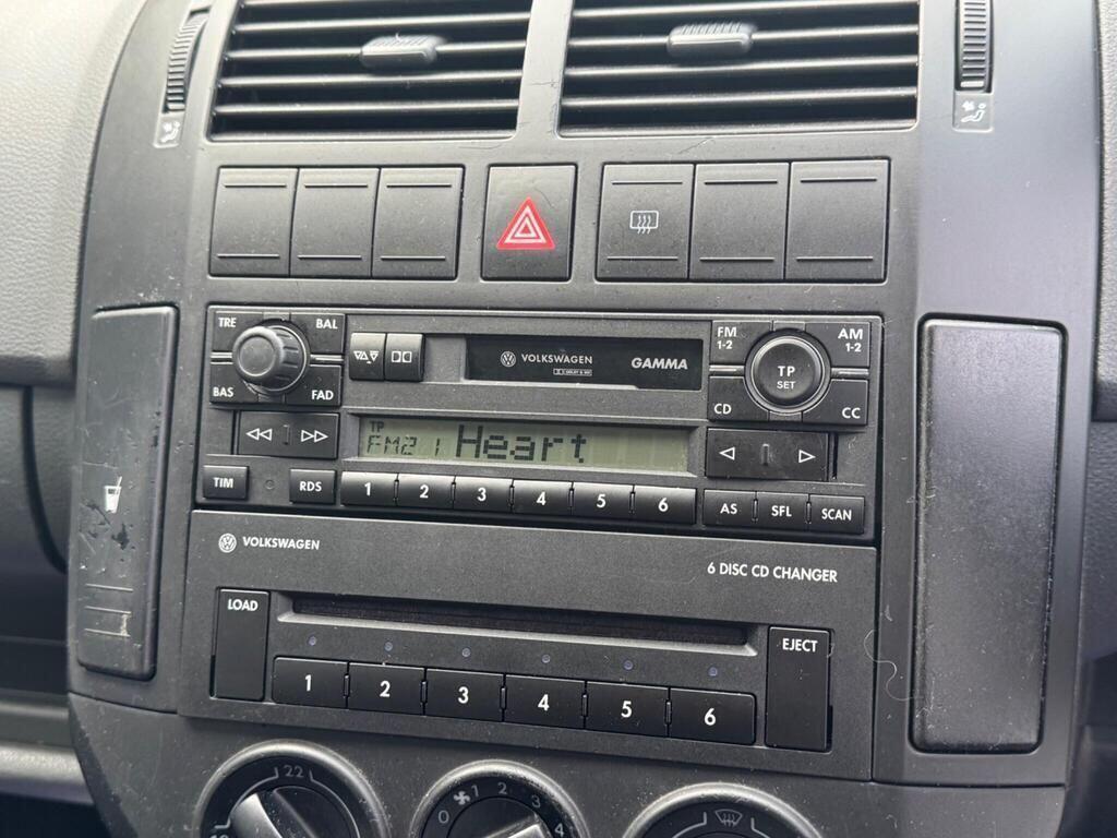 Volkswagen Polo view 23