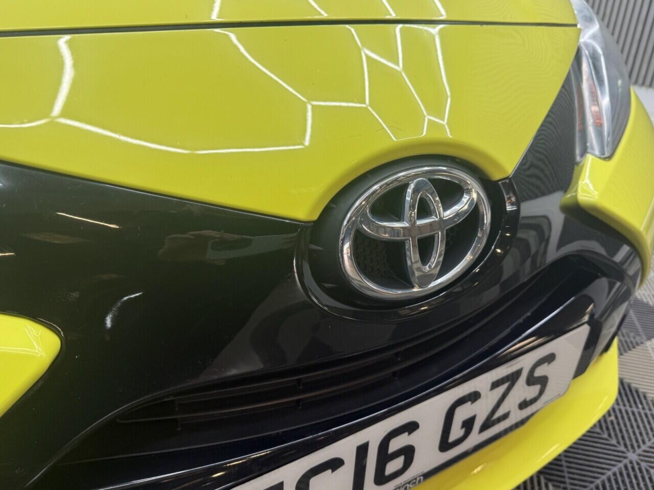 Toyota Aygo view 25
