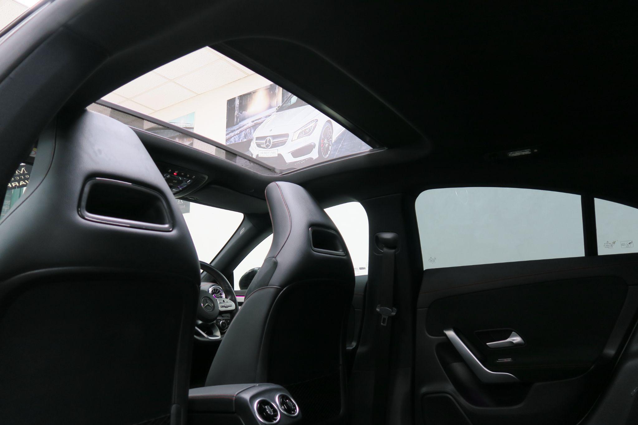 Mercedes-Benz Cla view 11
