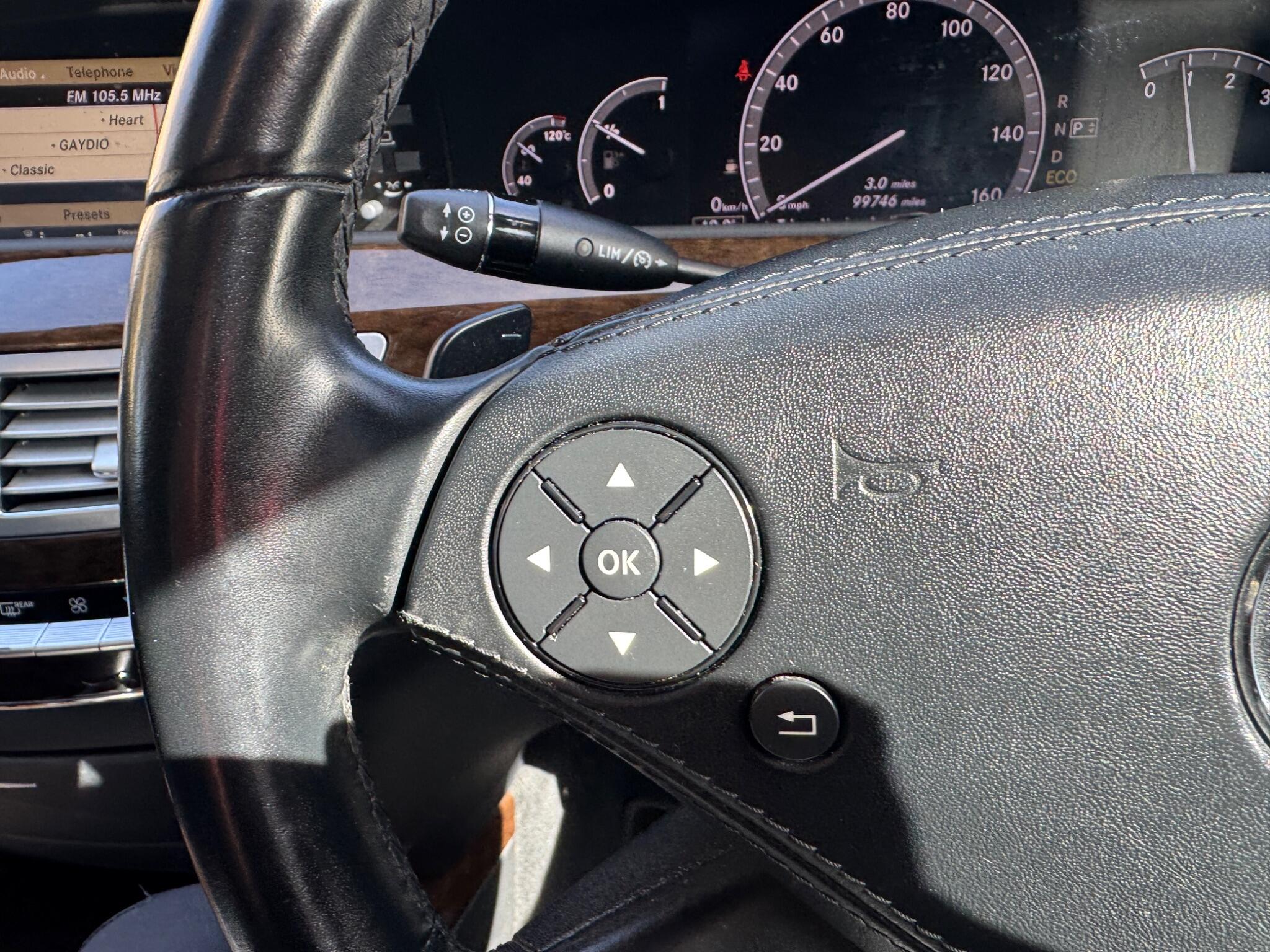 Mercedes-Benz S-Class view 38
