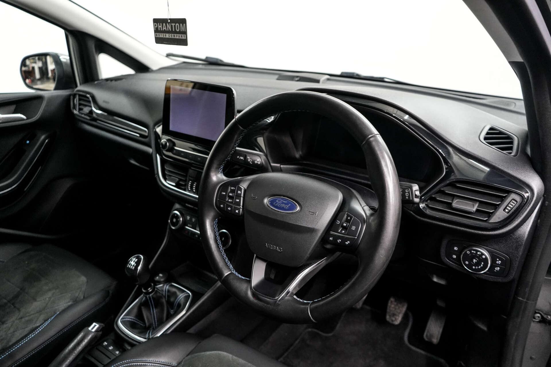 Ford Fiesta view 11
