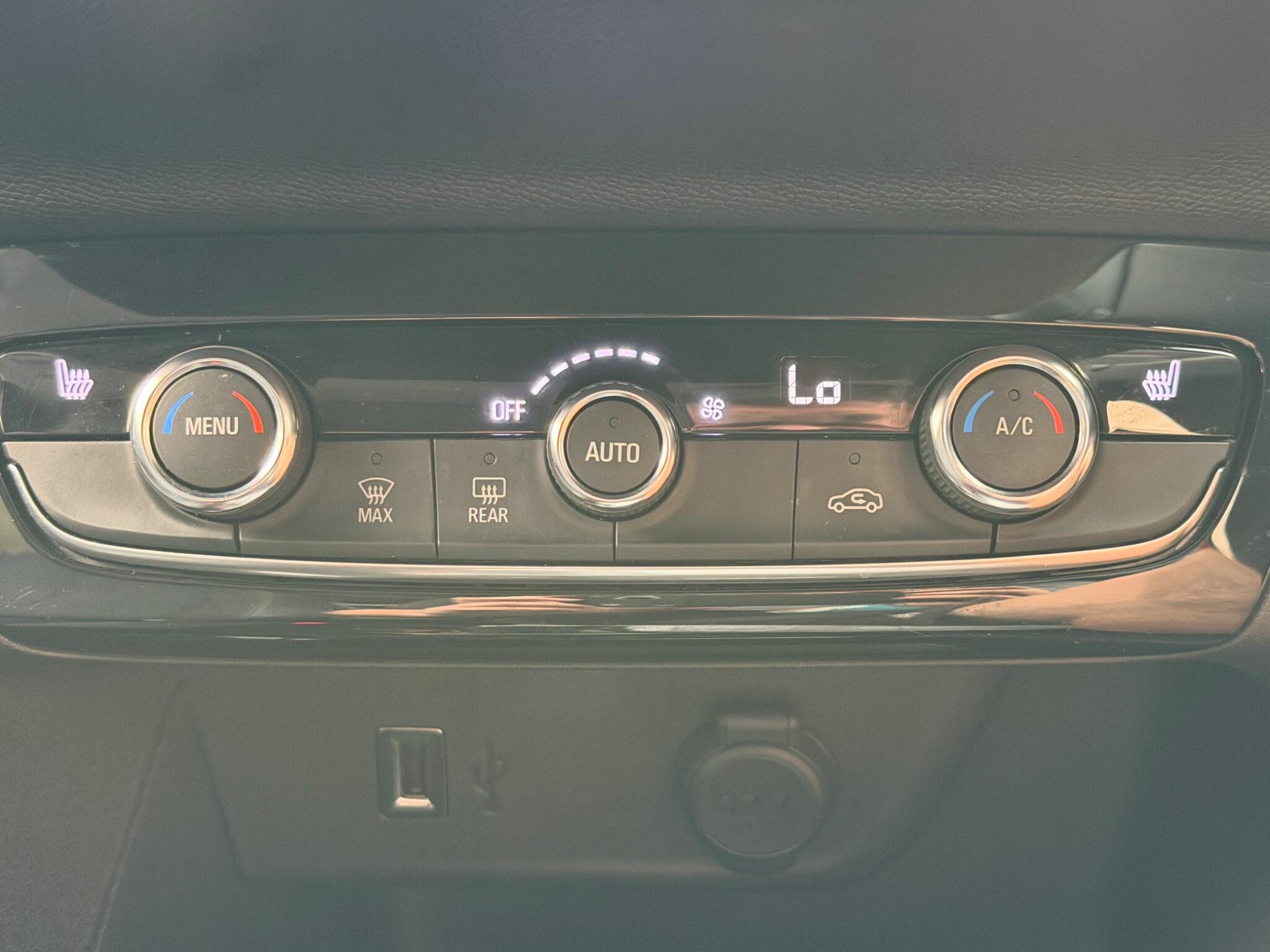 Vauxhall Corsa Electric view 34