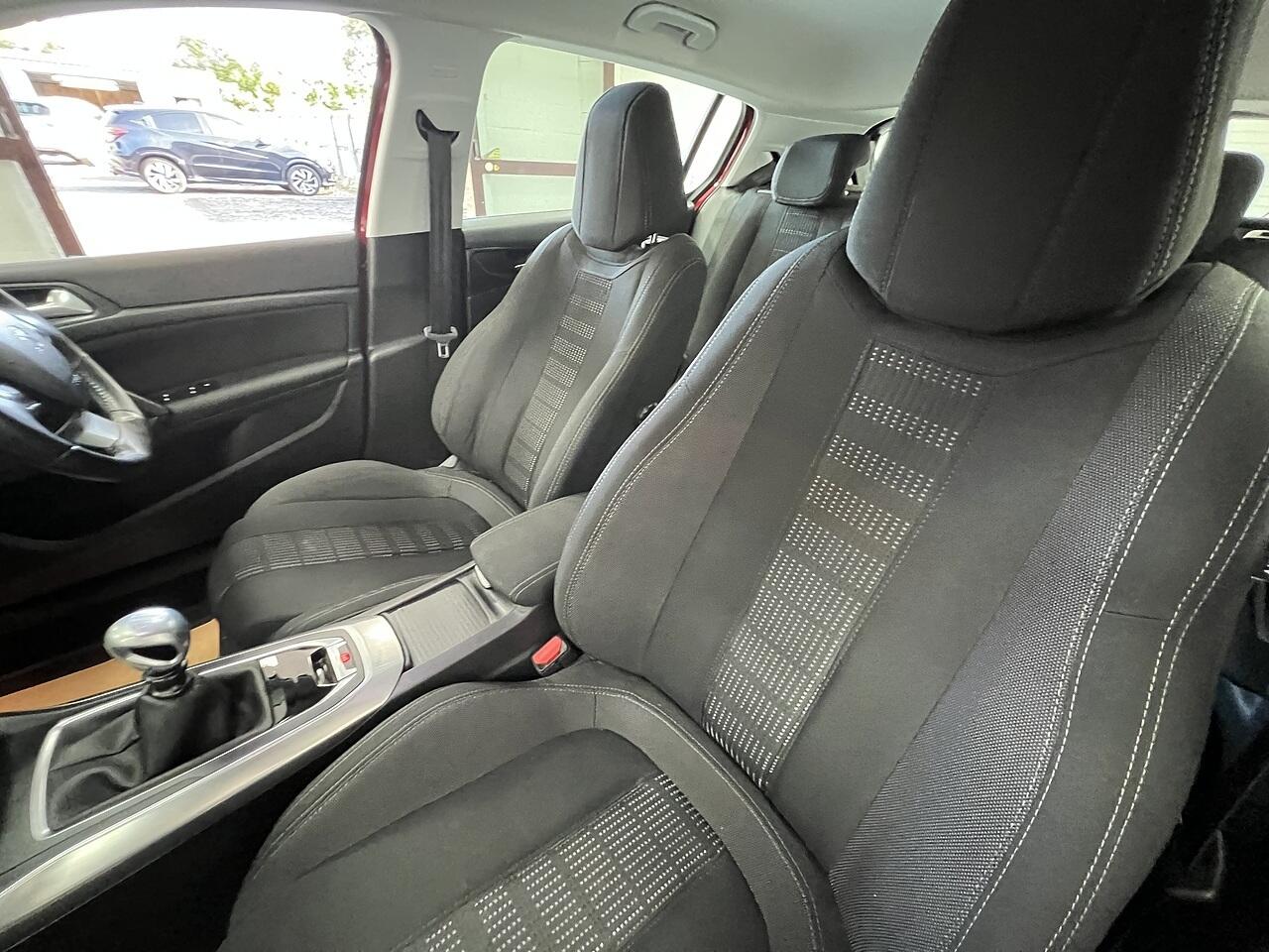 Peugeot 308 view 19