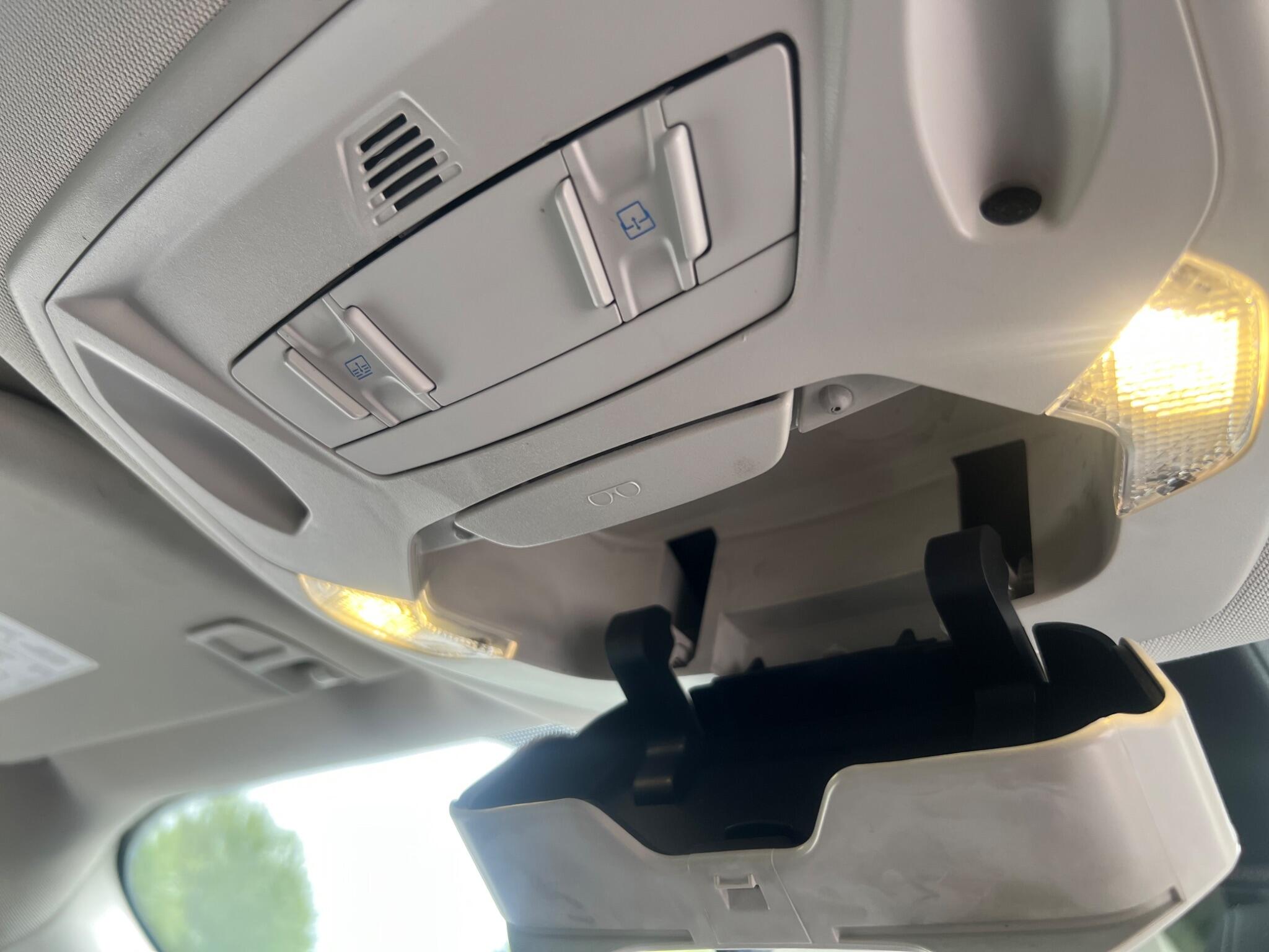 Ford Kuga view 33