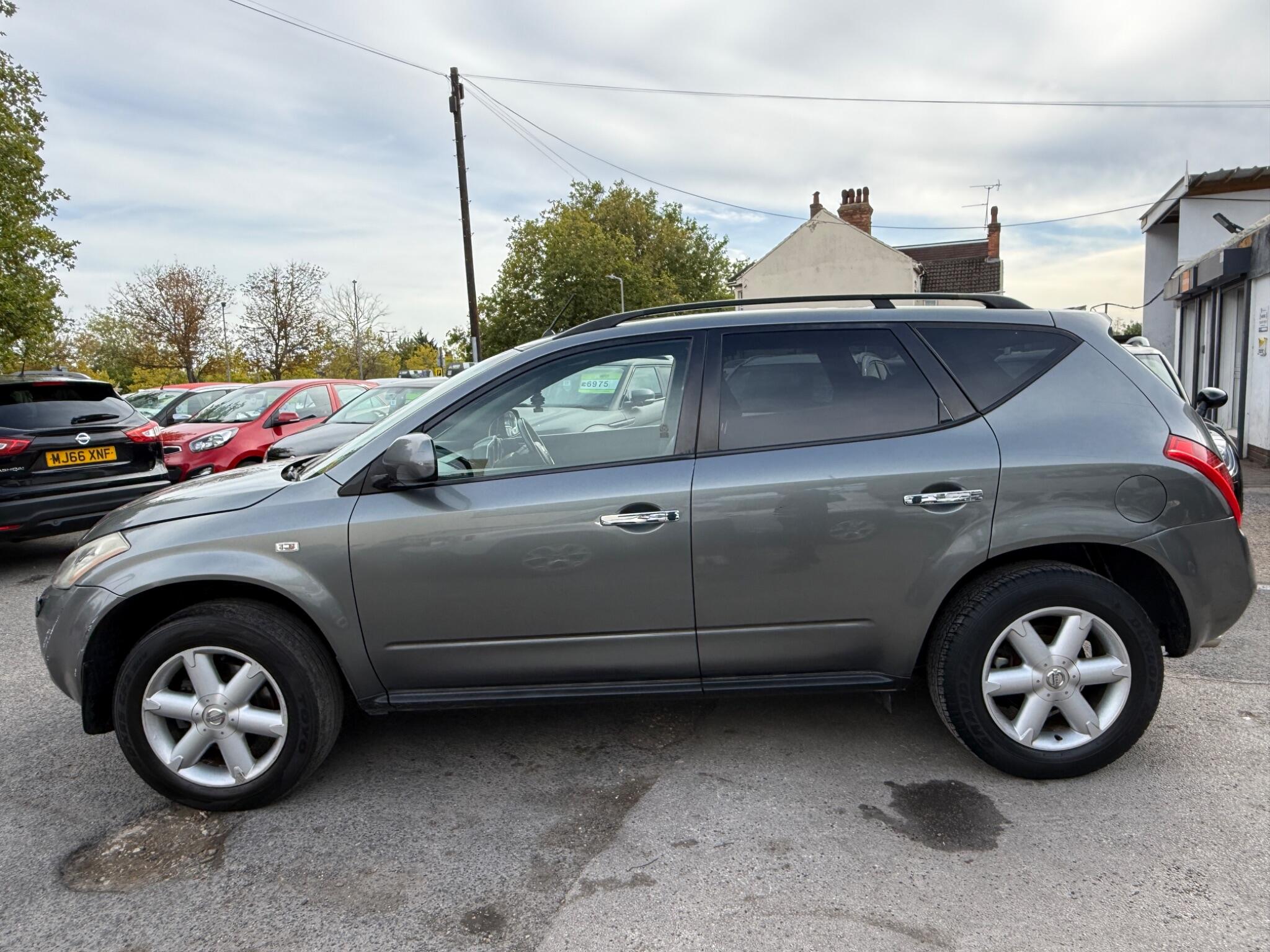 Nissan Murano - Image 10