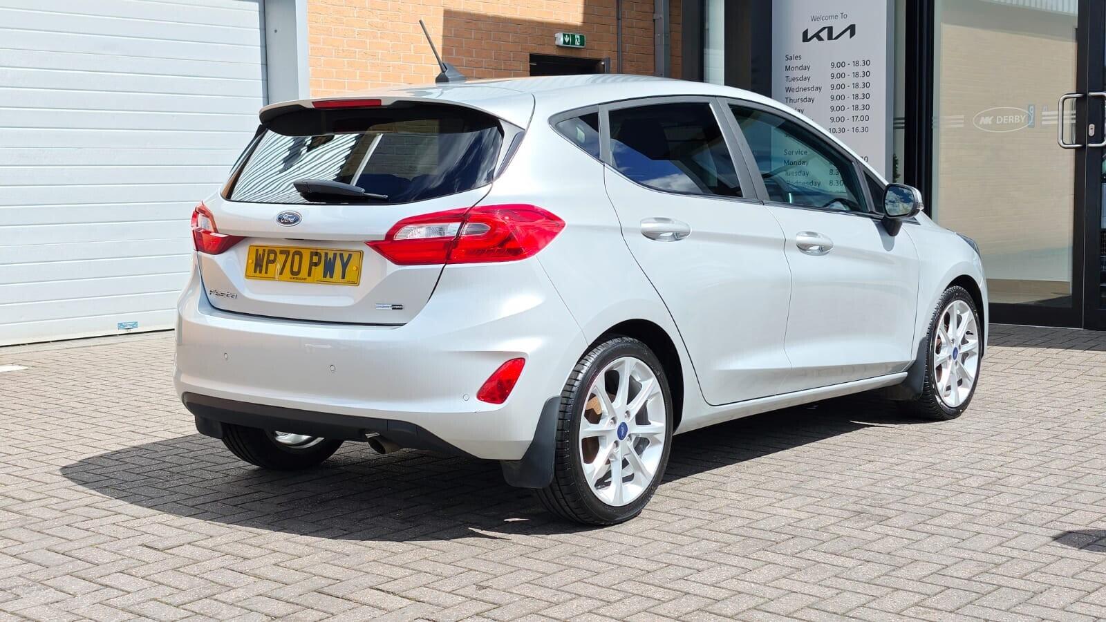 Ford Fiesta view 8