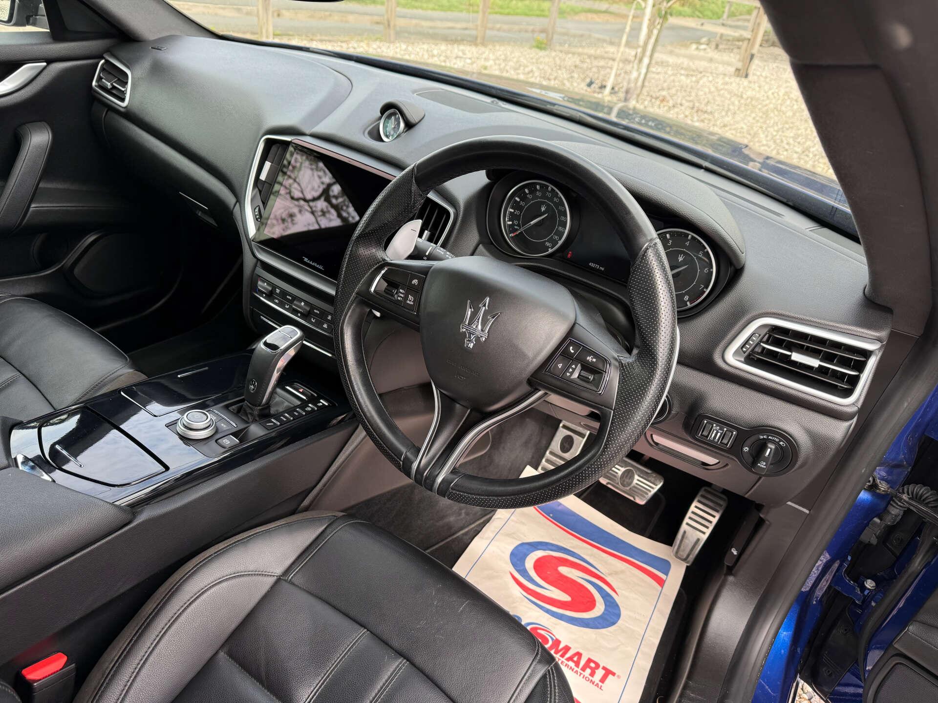 Maserati Ghibli view 17