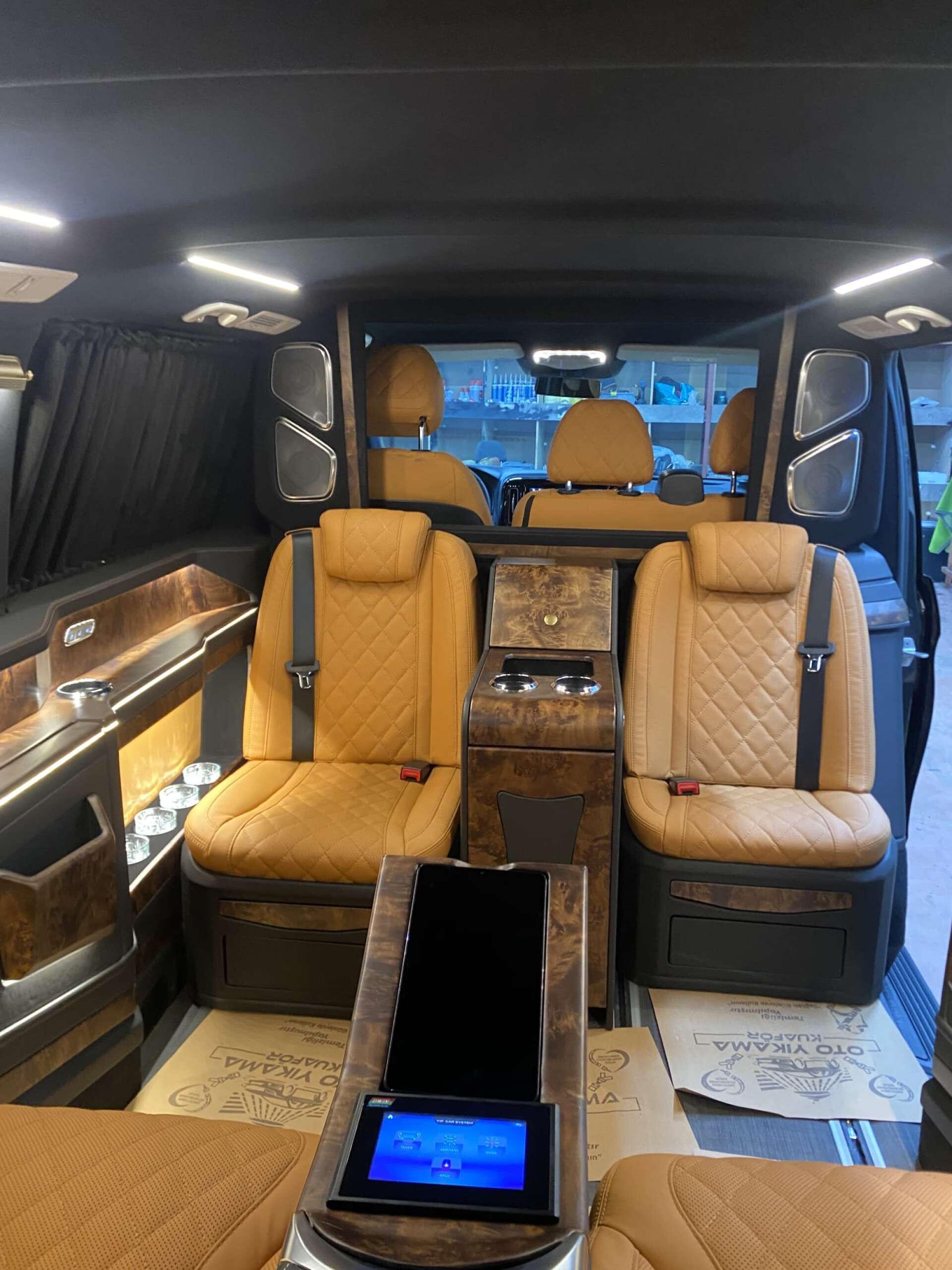 Mercedes-Benz Vito view 28