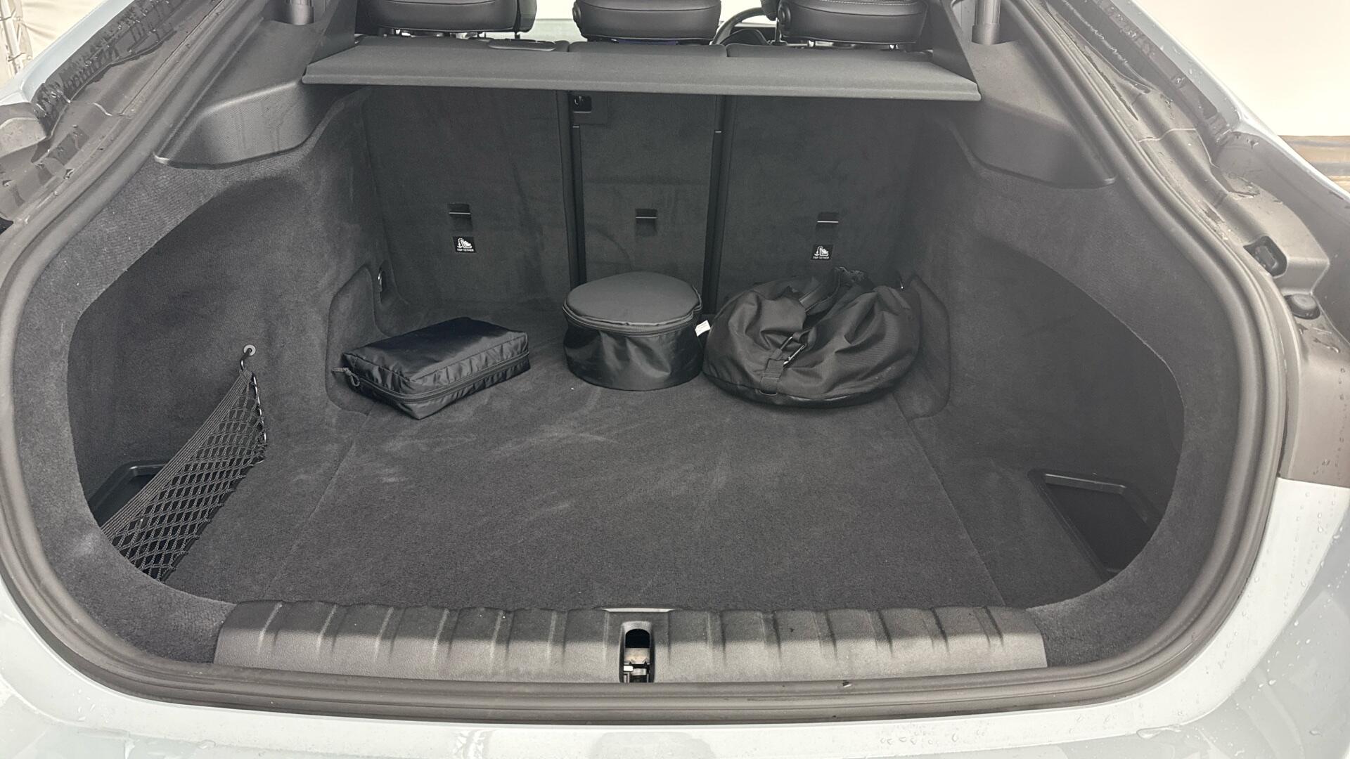 BMW i4 view 13