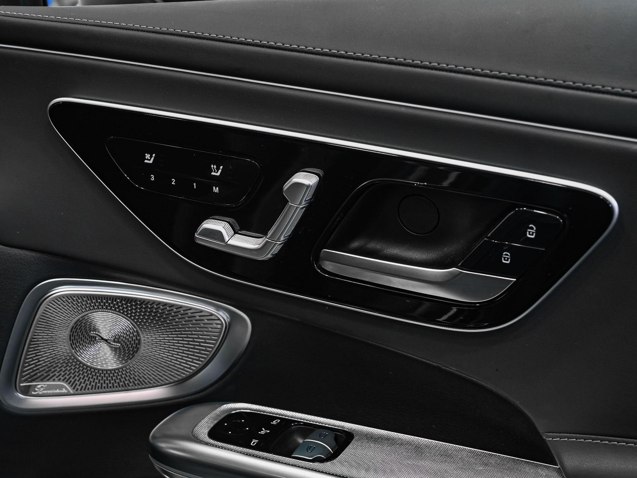 Mercedes-Benz Cle view 28