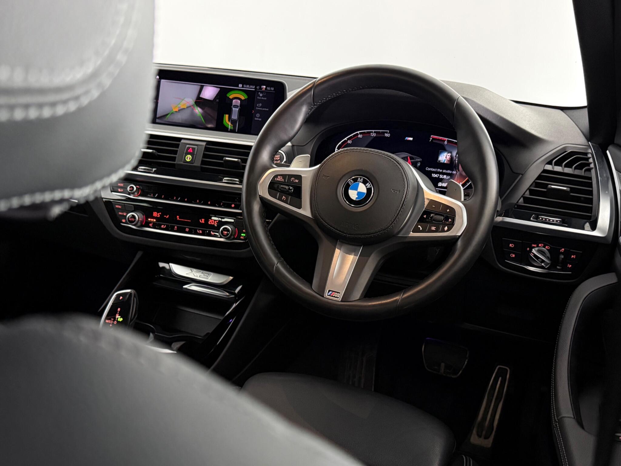 BMW X3 view 14