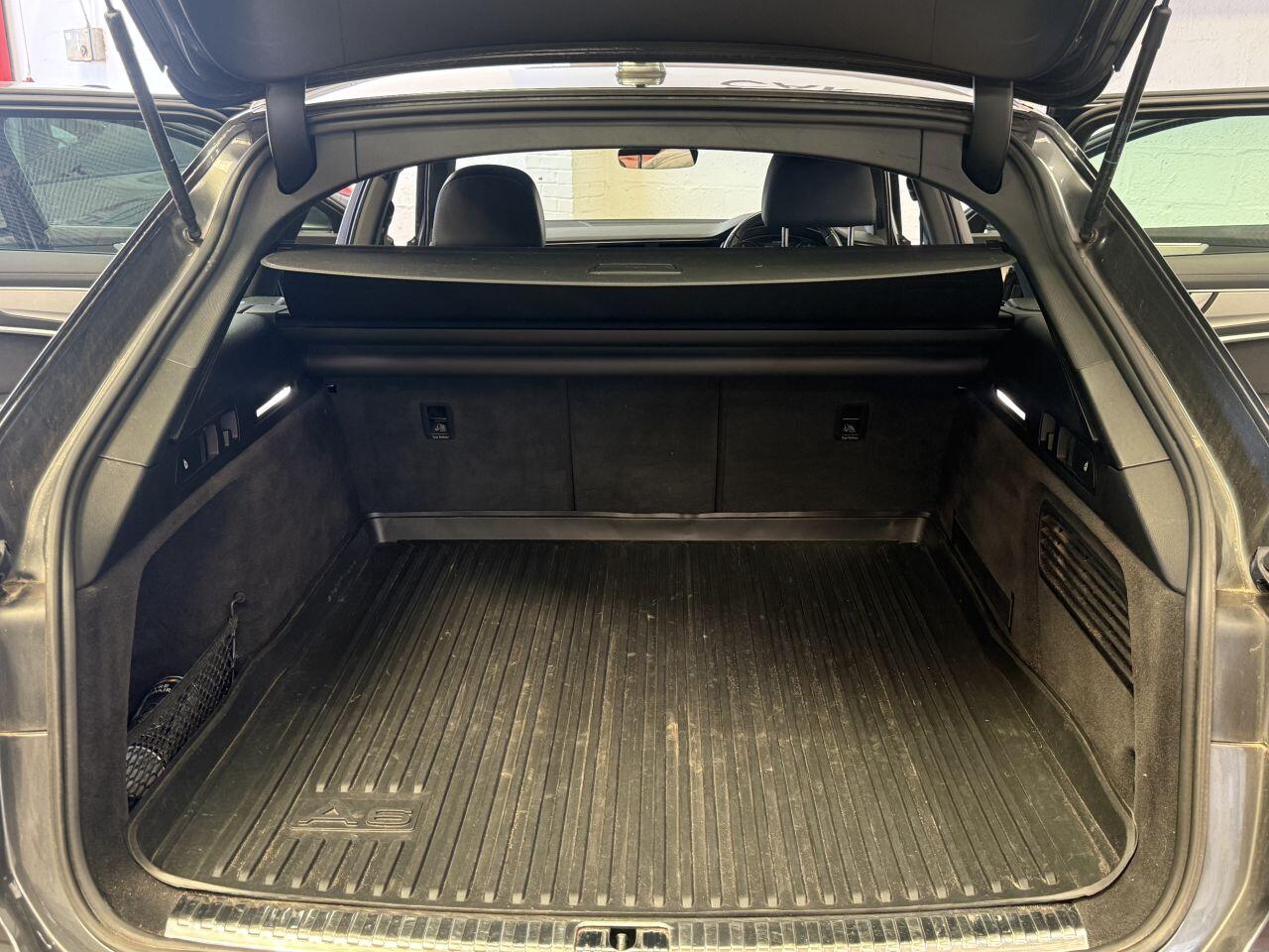Audi A6 Avant view 17