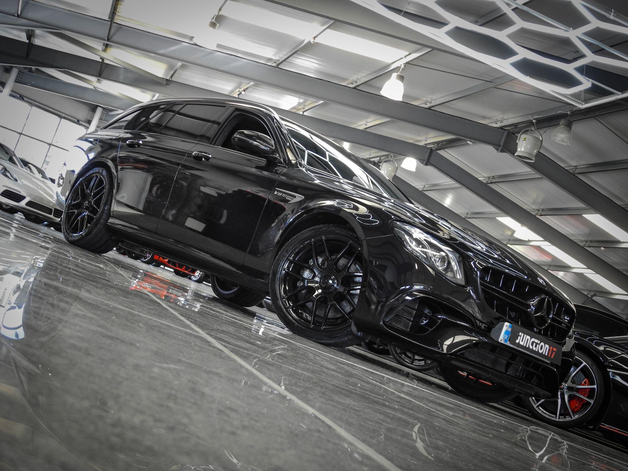 Mercedes-Benz E-Class view 2