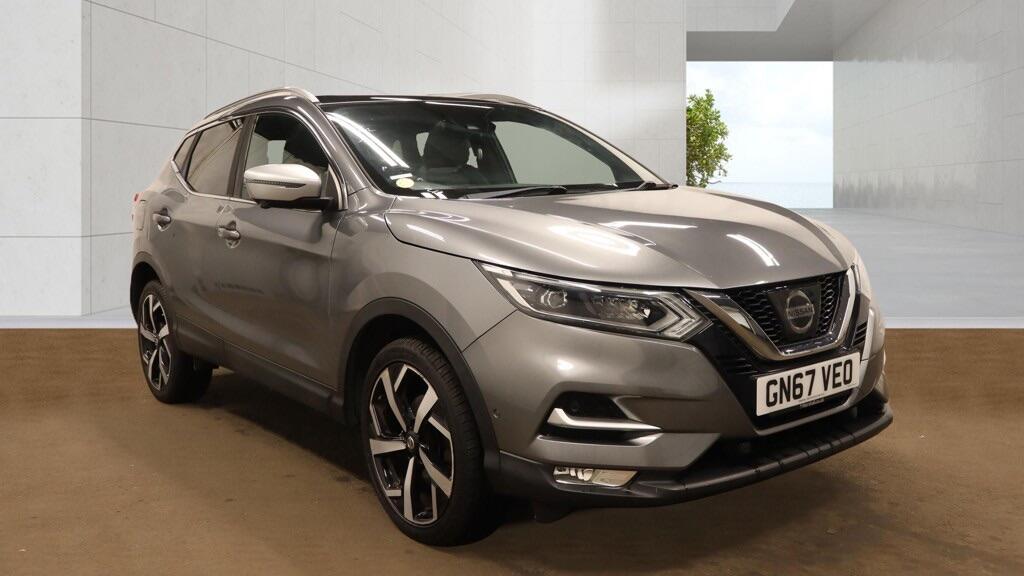 2017 Nissan Qashqai in Grey for sale