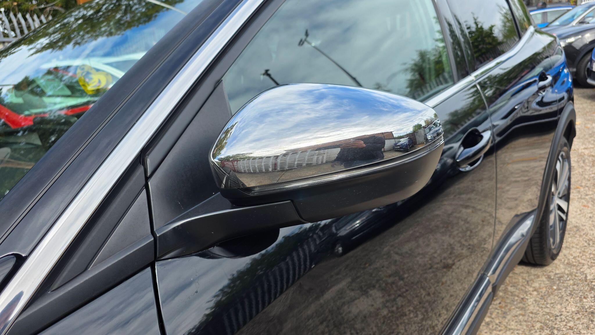 Peugeot 3008 view 12