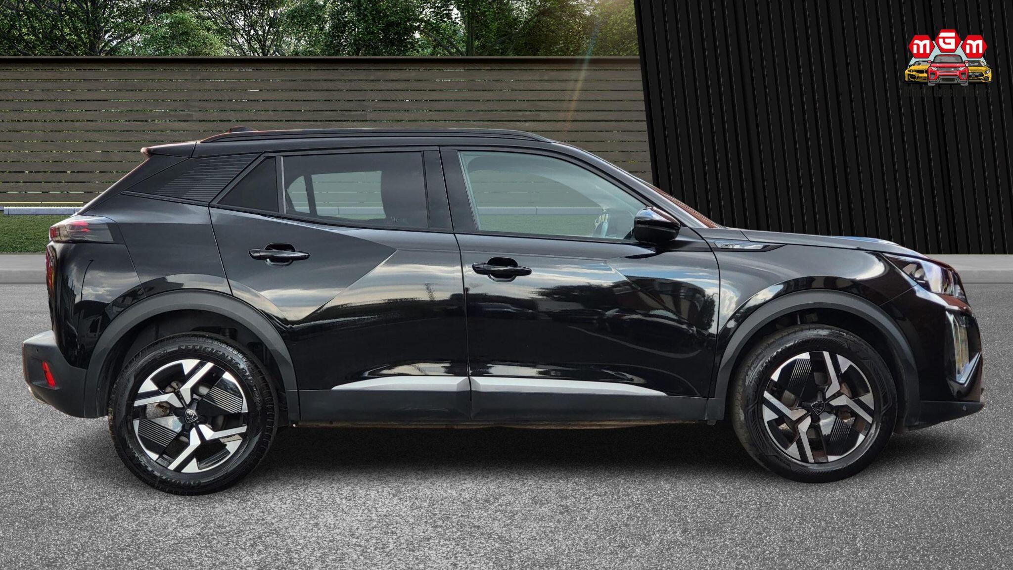 Peugeot 2008 view 8
