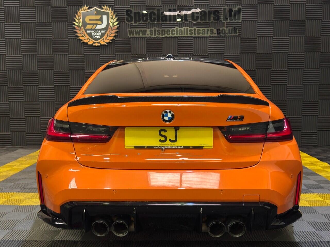 BMW M3 view 4