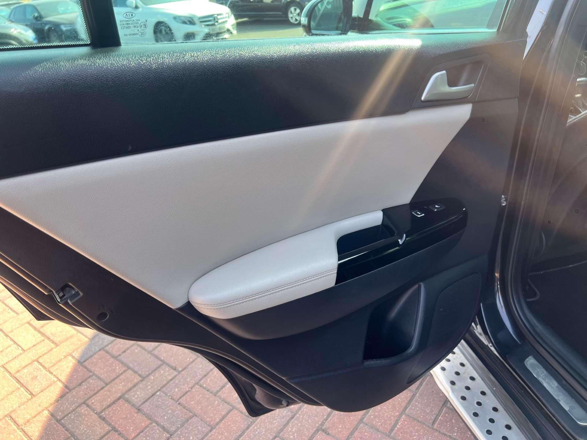Kia Sportage view 52