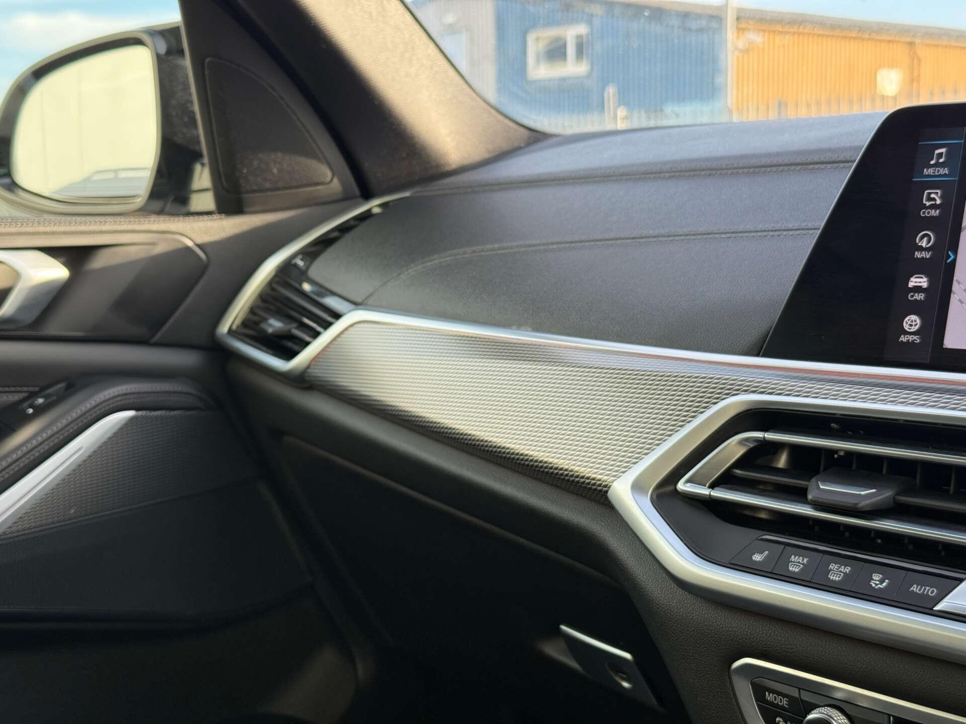 BMW X5 view 56