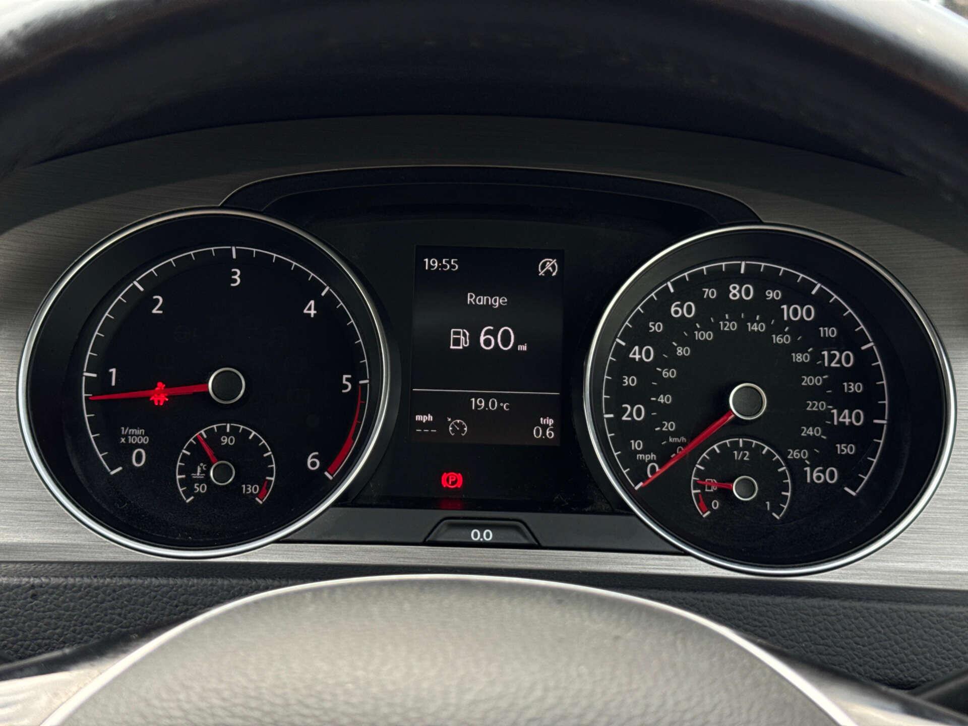 Volkswagen Golf view 51