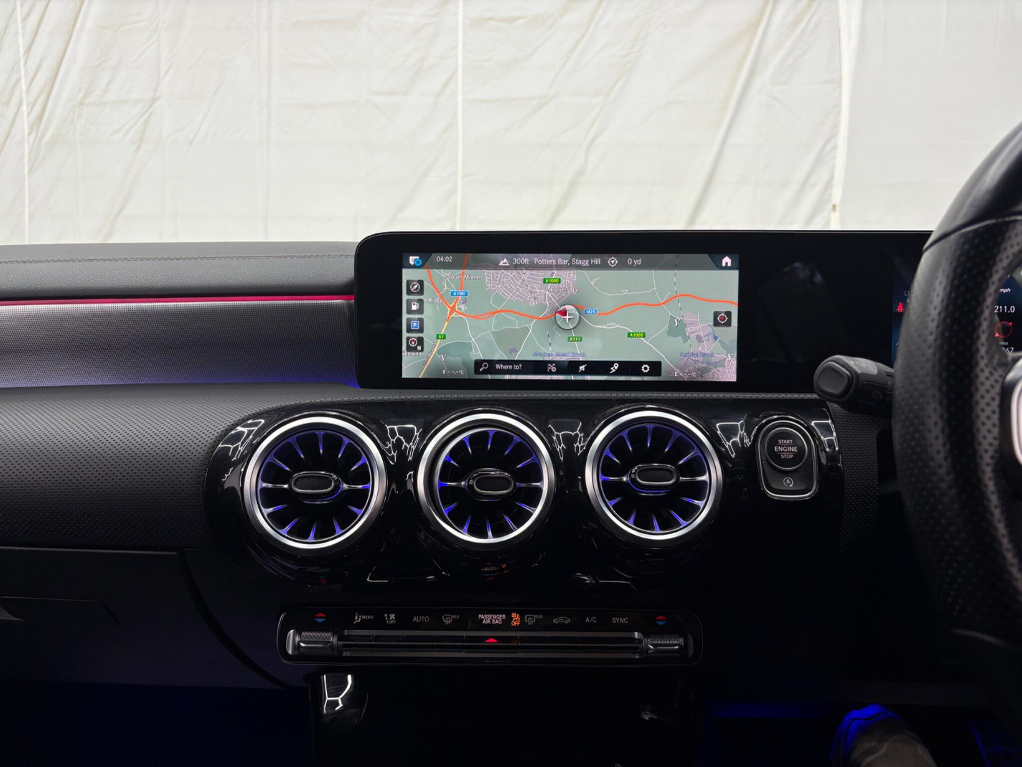 Mercedes-Benz A-Class view 35