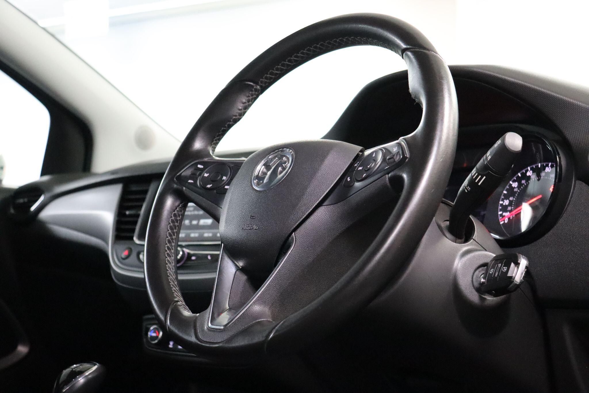 Vauxhall Crossland X view 24