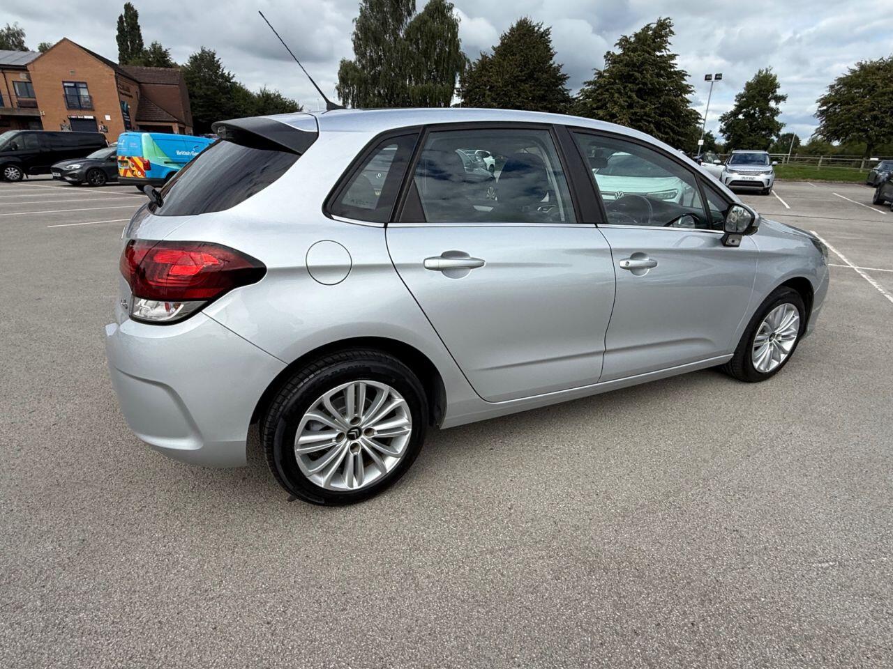 Citroen C4 view 42