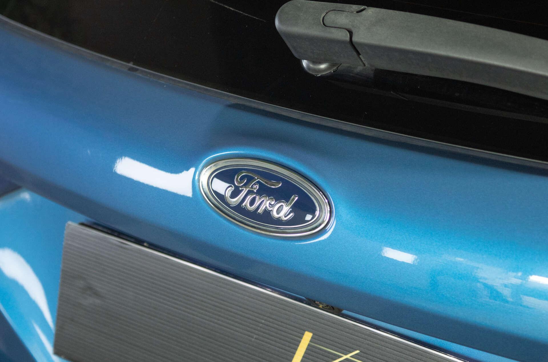 Ford Fiesta view 9