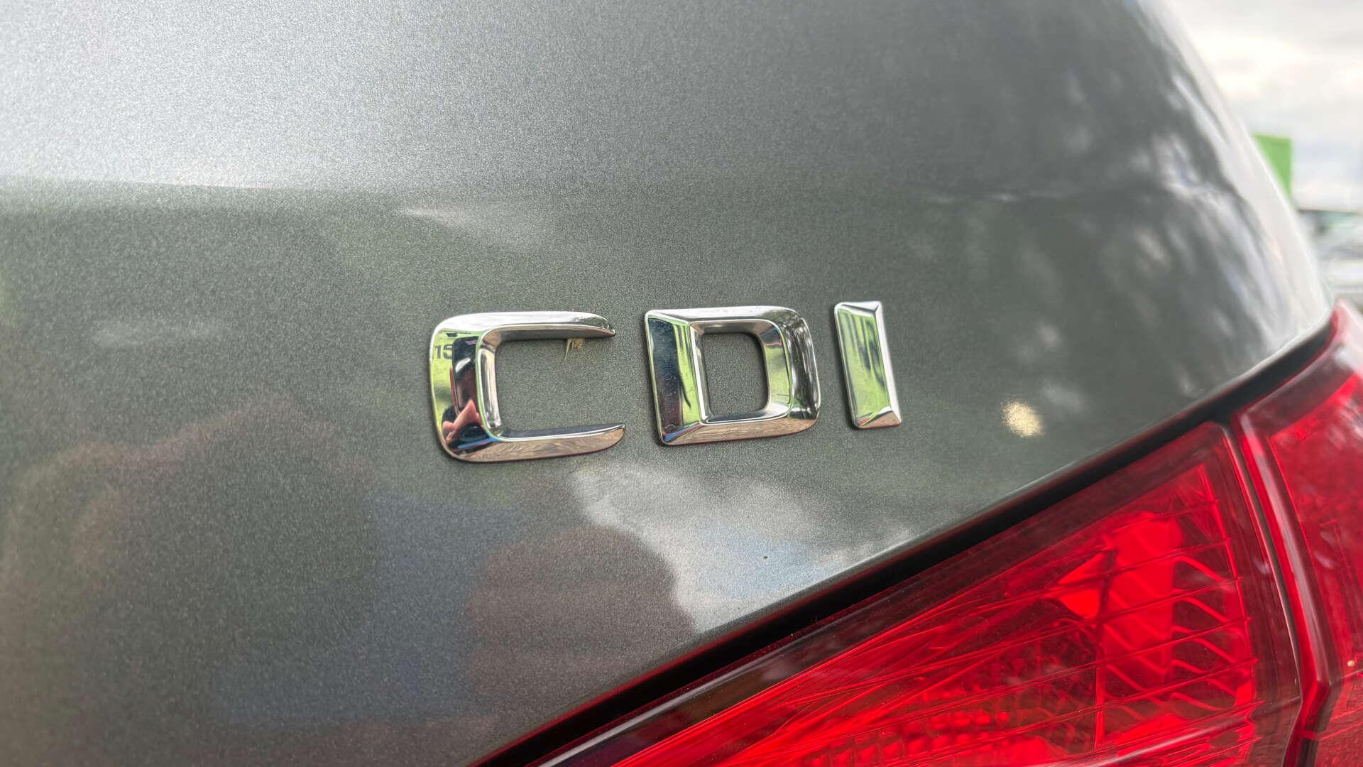 Mercedes-Benz B-Class view 38