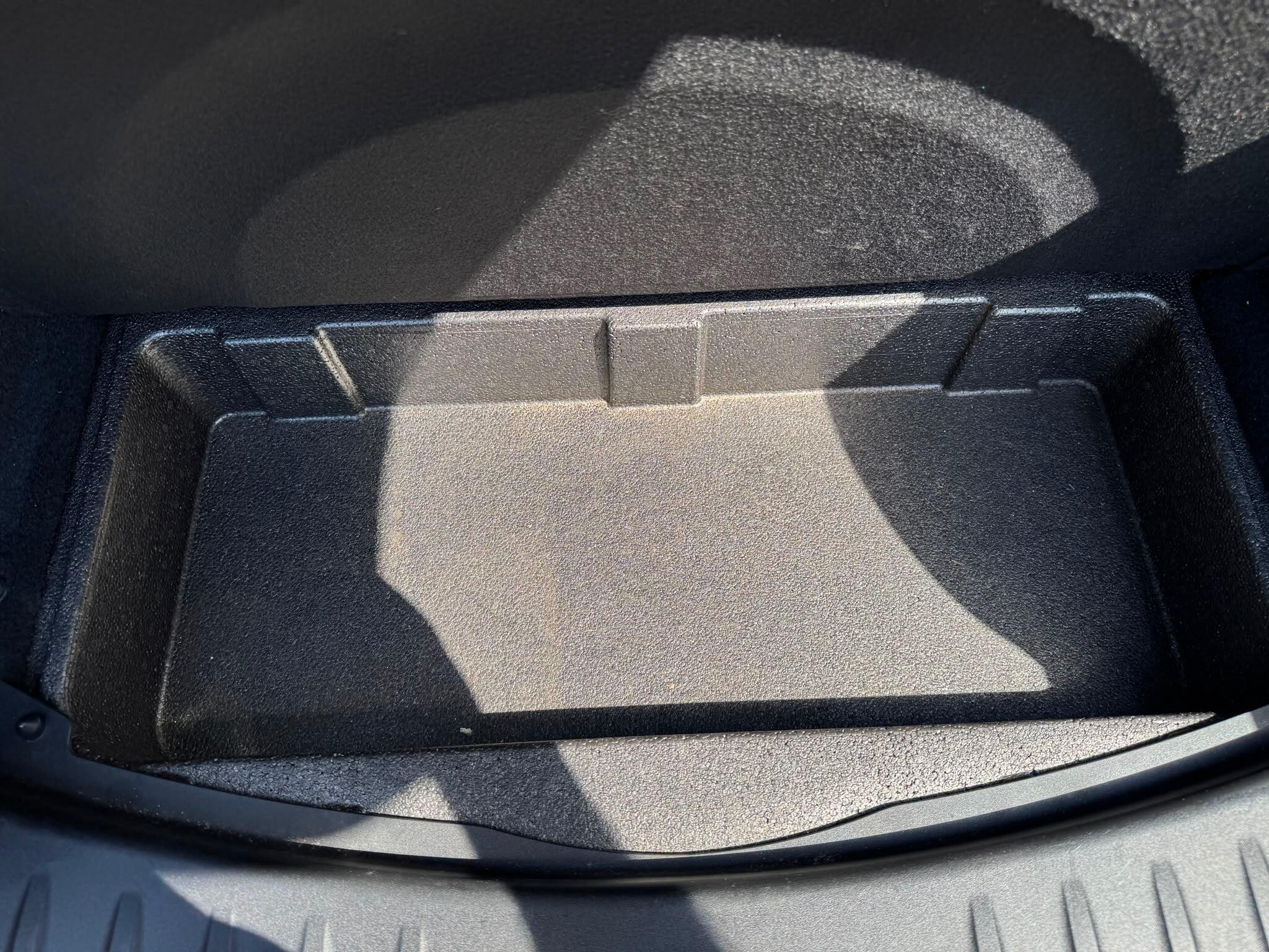 Jaguar E-Pace view 67
