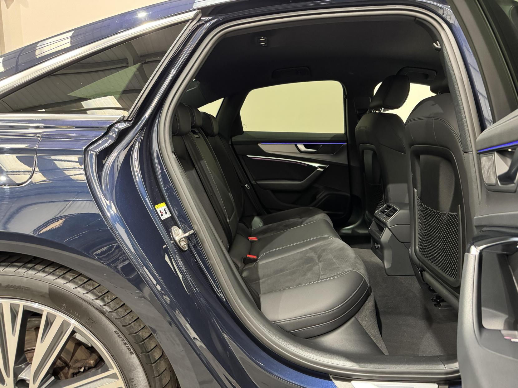 Audi A6 Saloon view 53