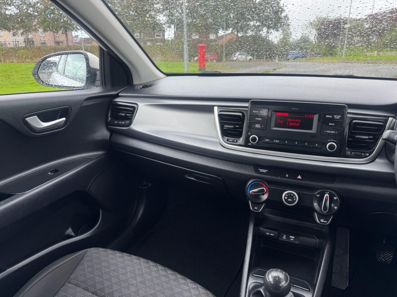 Kia Rio view 25