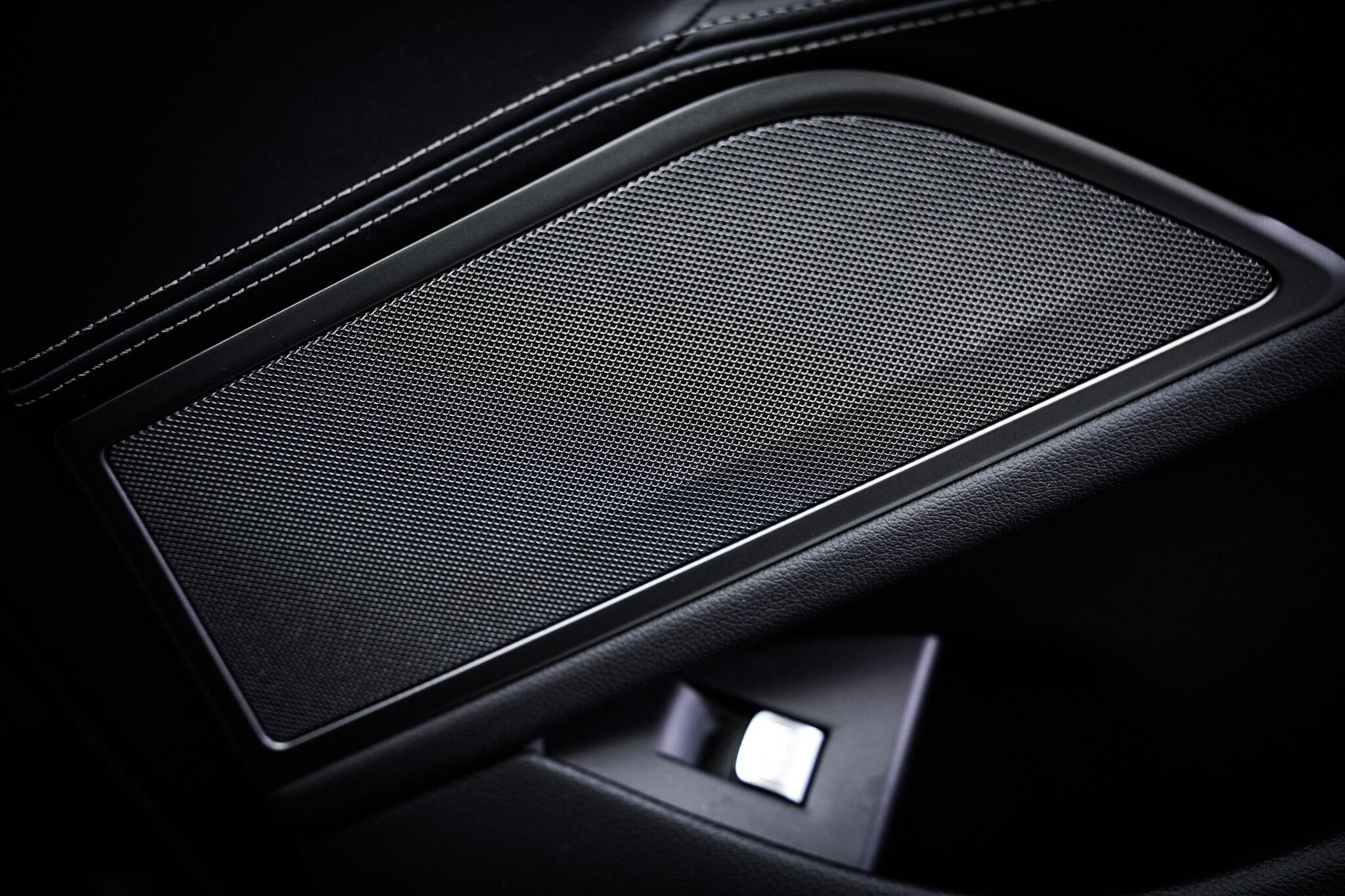 BMW 7 Series view 56