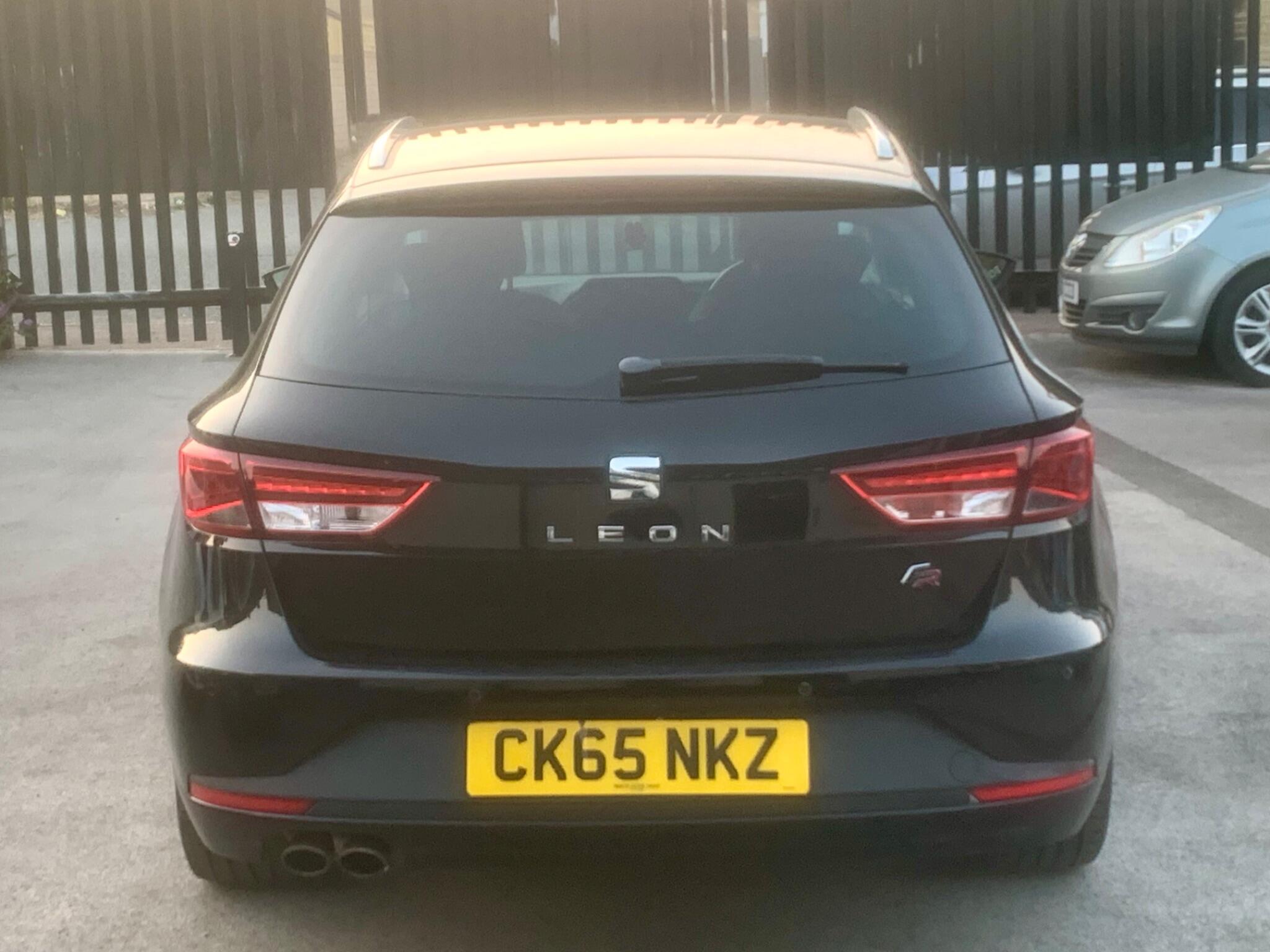 Seat Leon Leon view 7