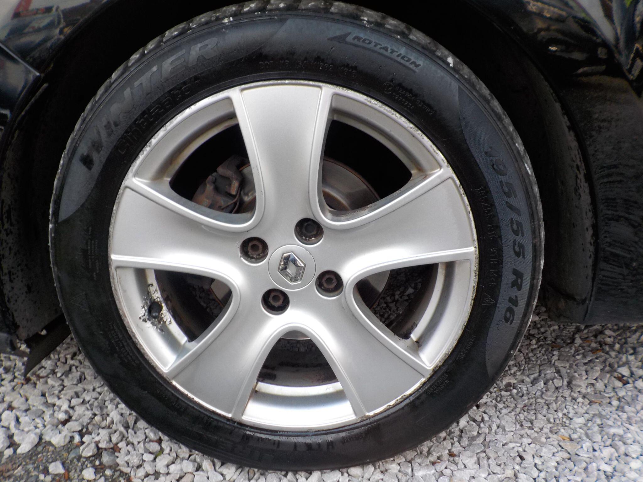 Renault Clio 1.5 dCi Dynamique MediaNav Euro 5 (s/s) 5dr