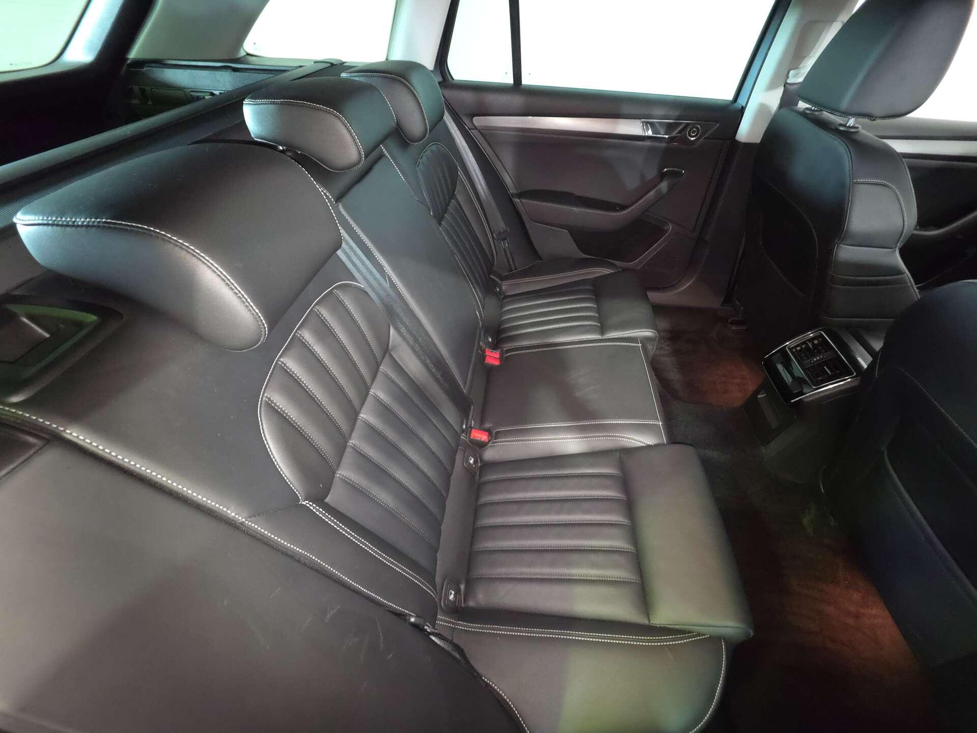 Skoda Superb view 56