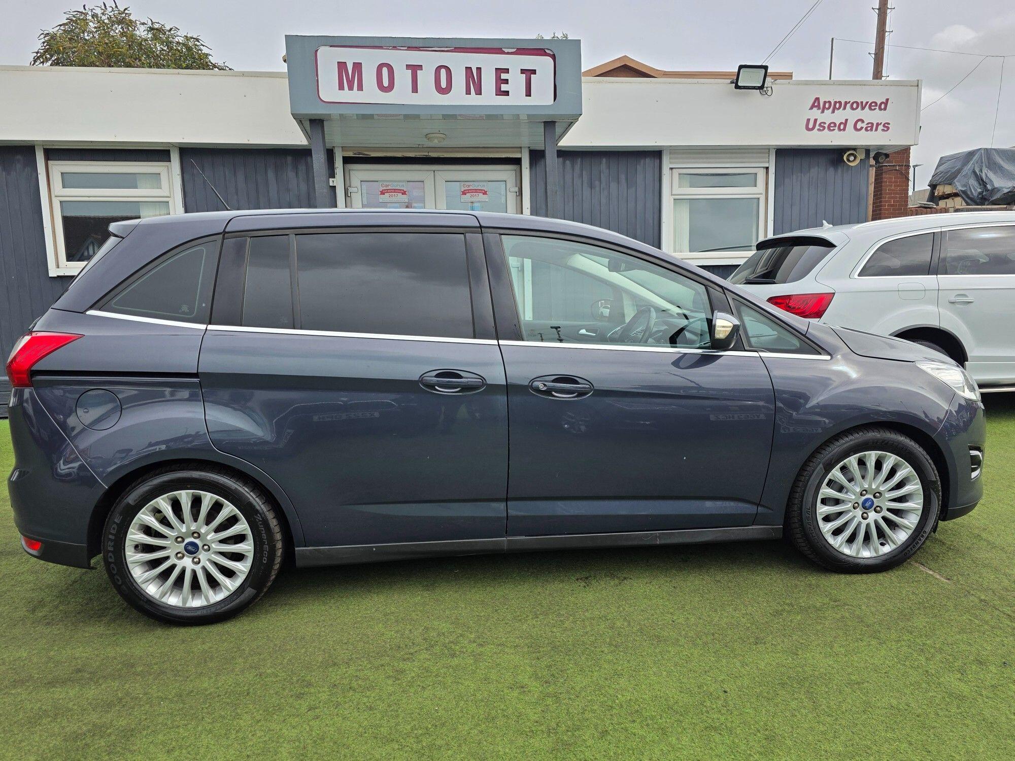 Ford Grand C-Max view 7