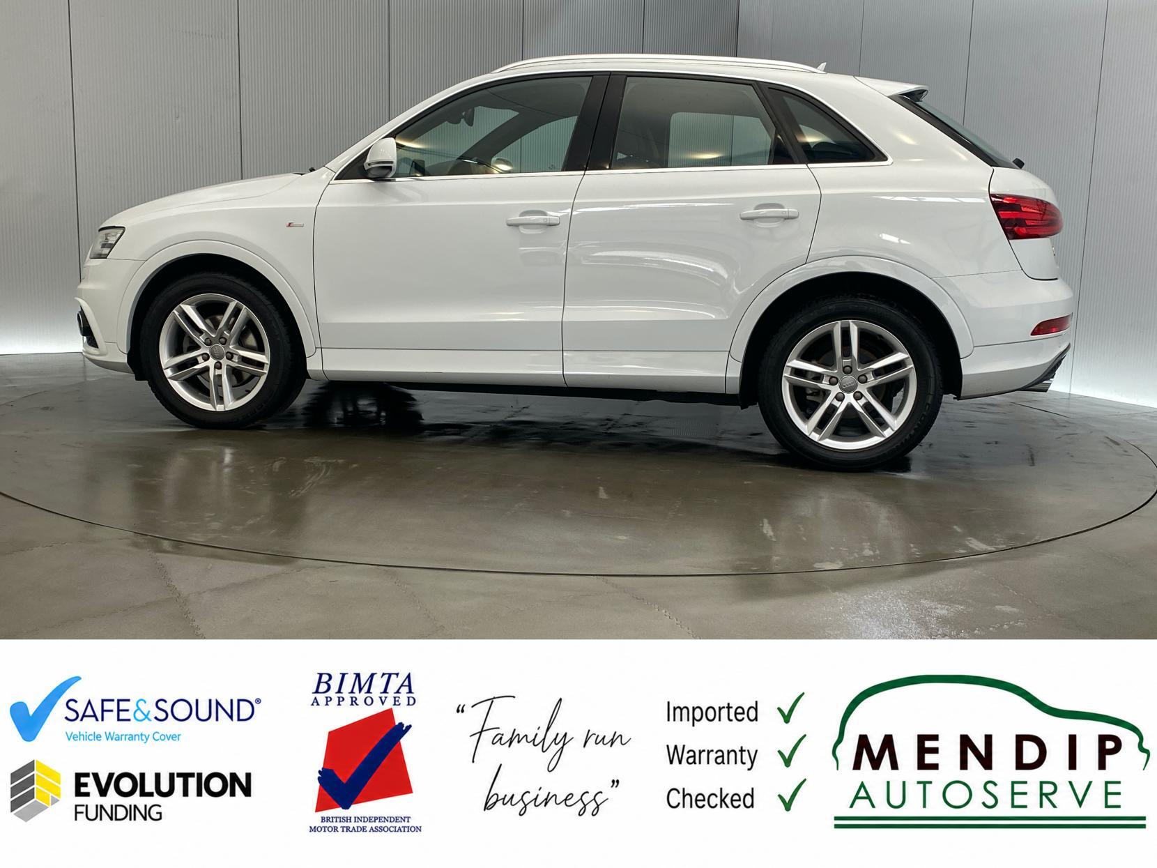 Audi Q3 view 4