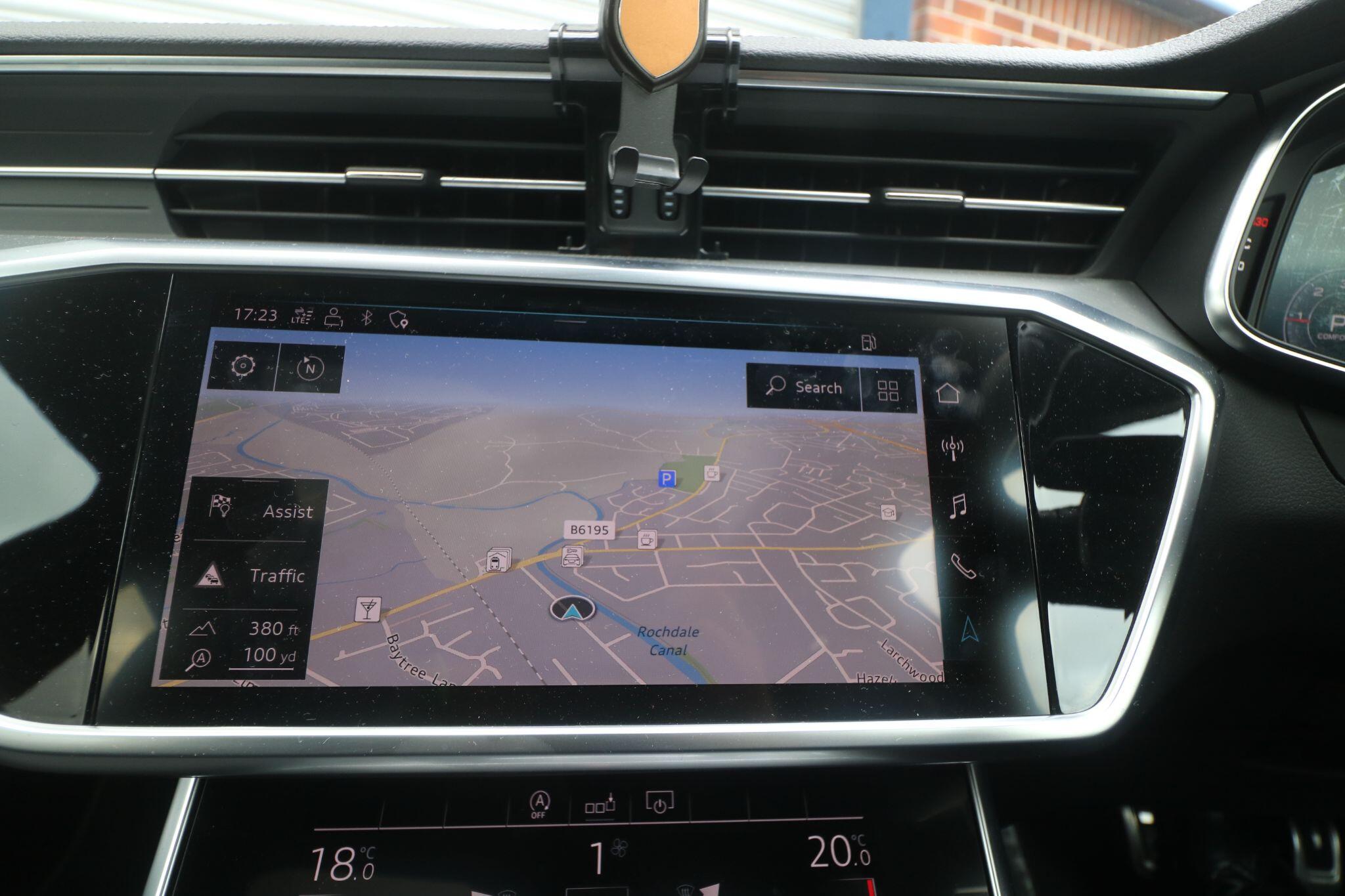 Audi A6 Saloon view 14