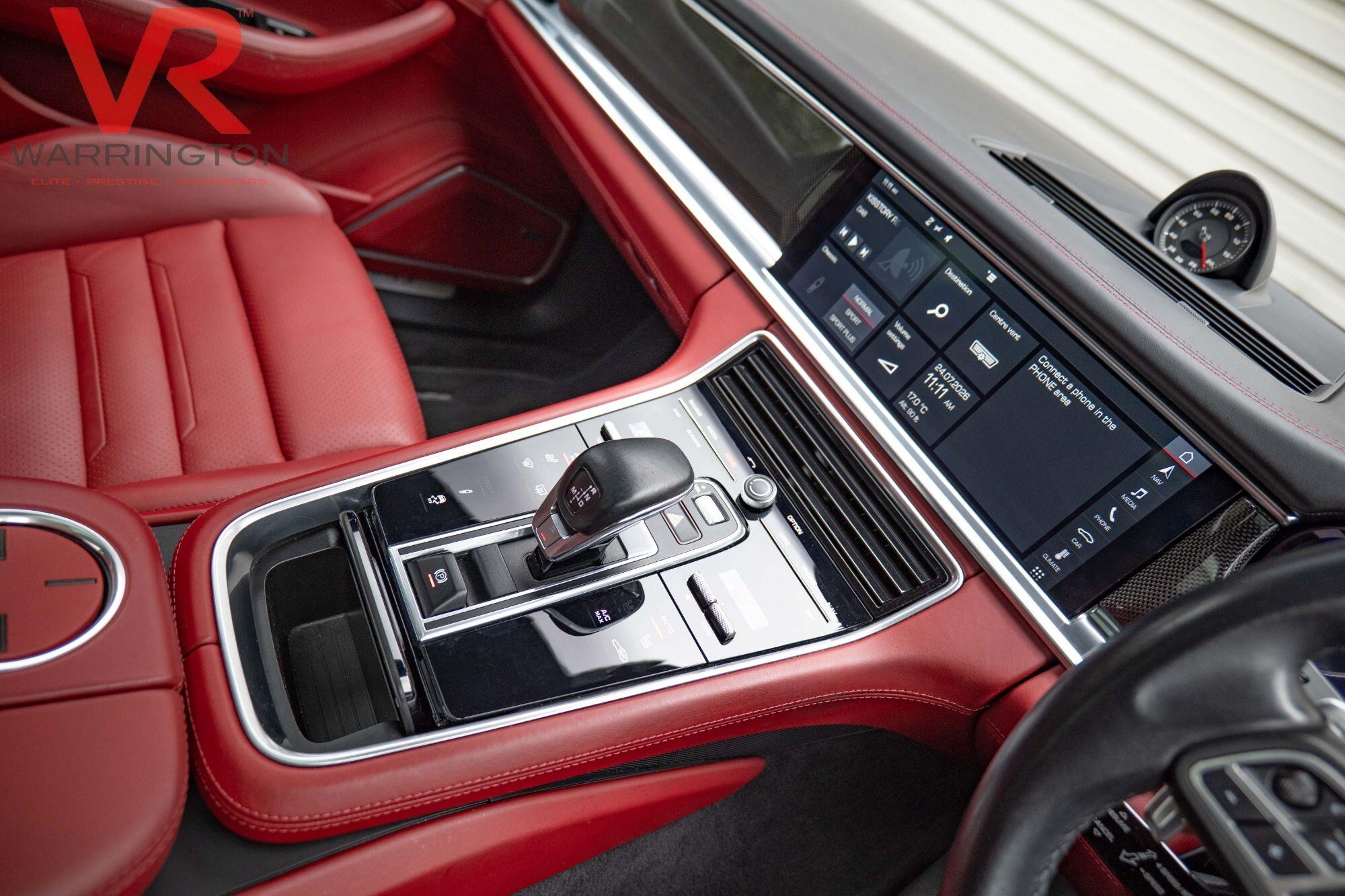Porsche Panamera view 29