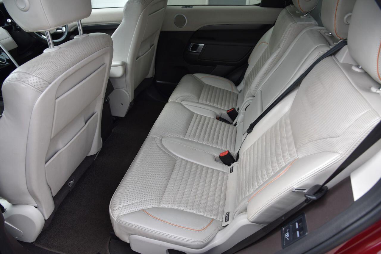 Land Rover Discovery view 23