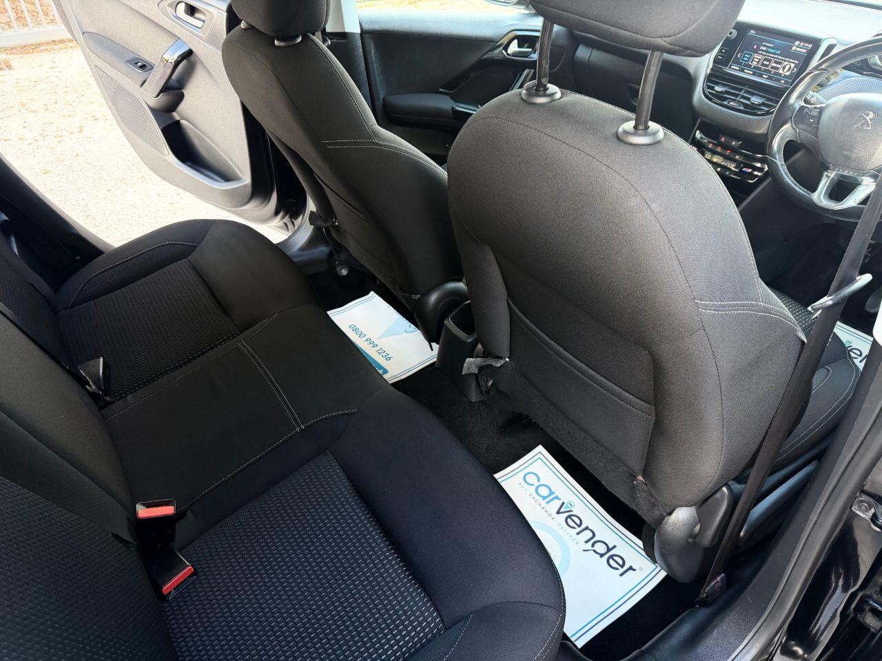 Peugeot 208 view 22