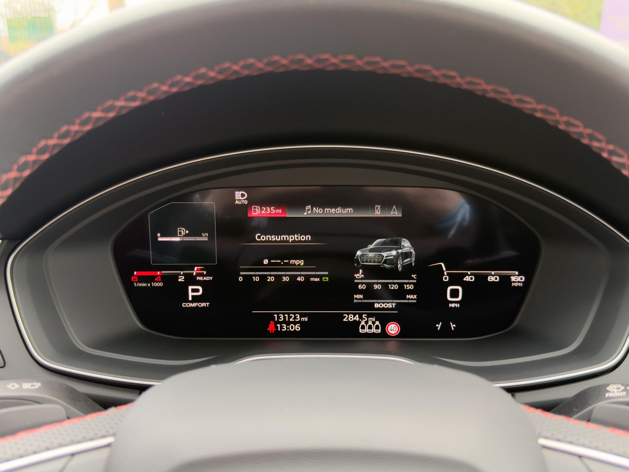 Audi Audi SQ5 view 18