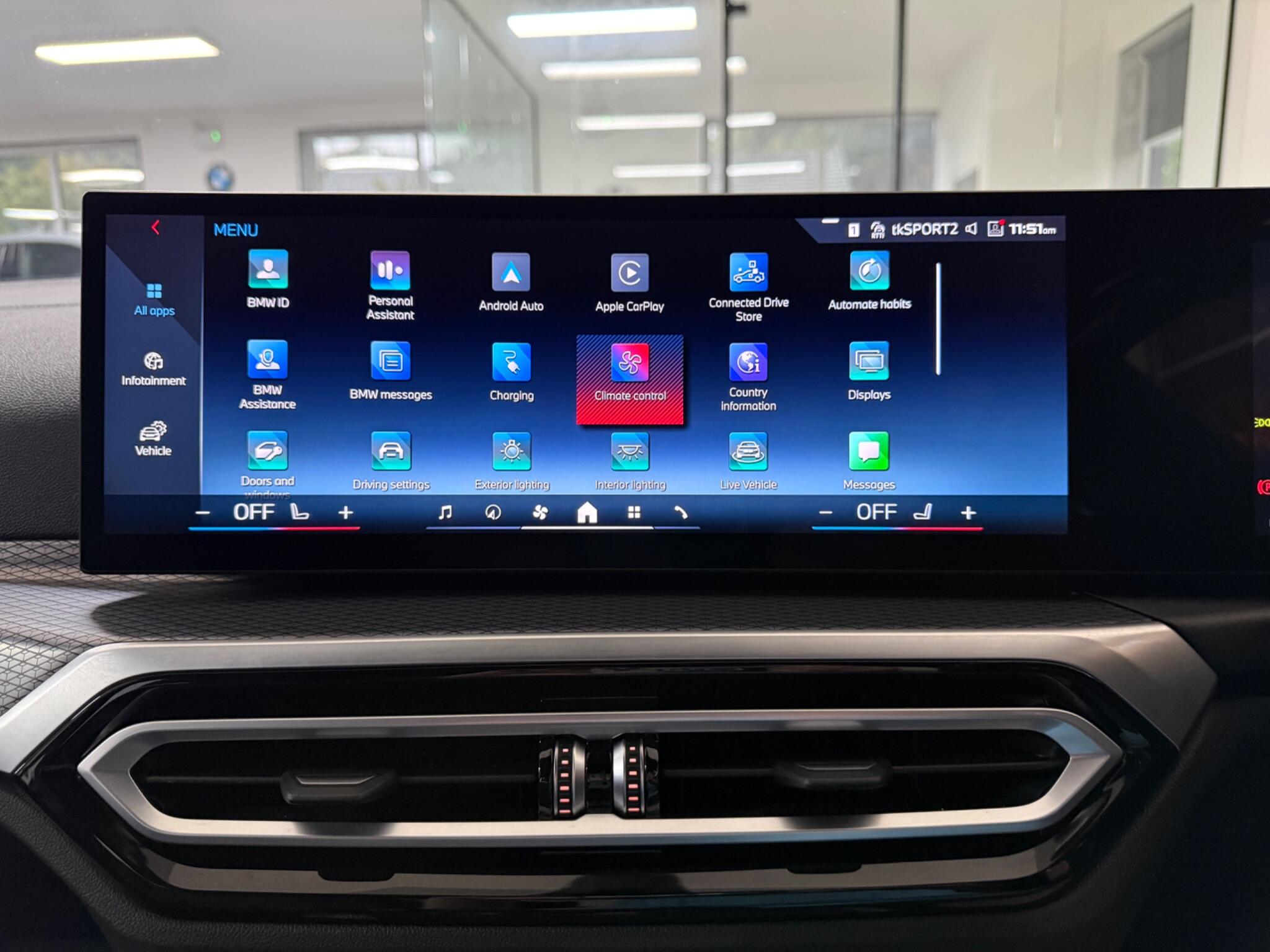 BMW I4 view 14