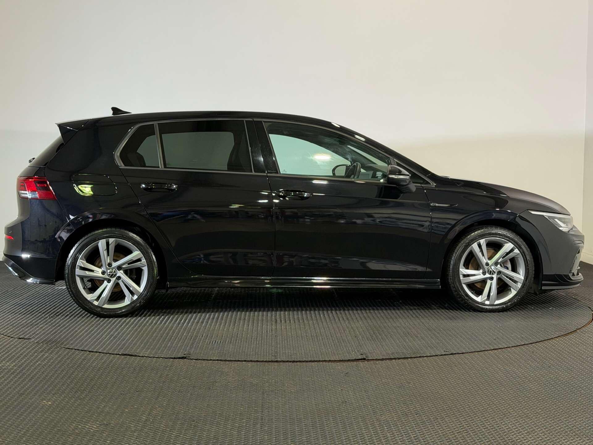 Volkswagen Golf view 8